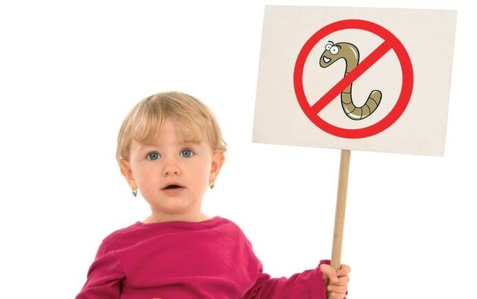 A prevención protexe un neno de infectarse con vermes